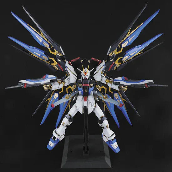 Gunpla: Gundam SEED Destiny - "ZGMF-X20A Strike Freedom Gundam", PG 1/60